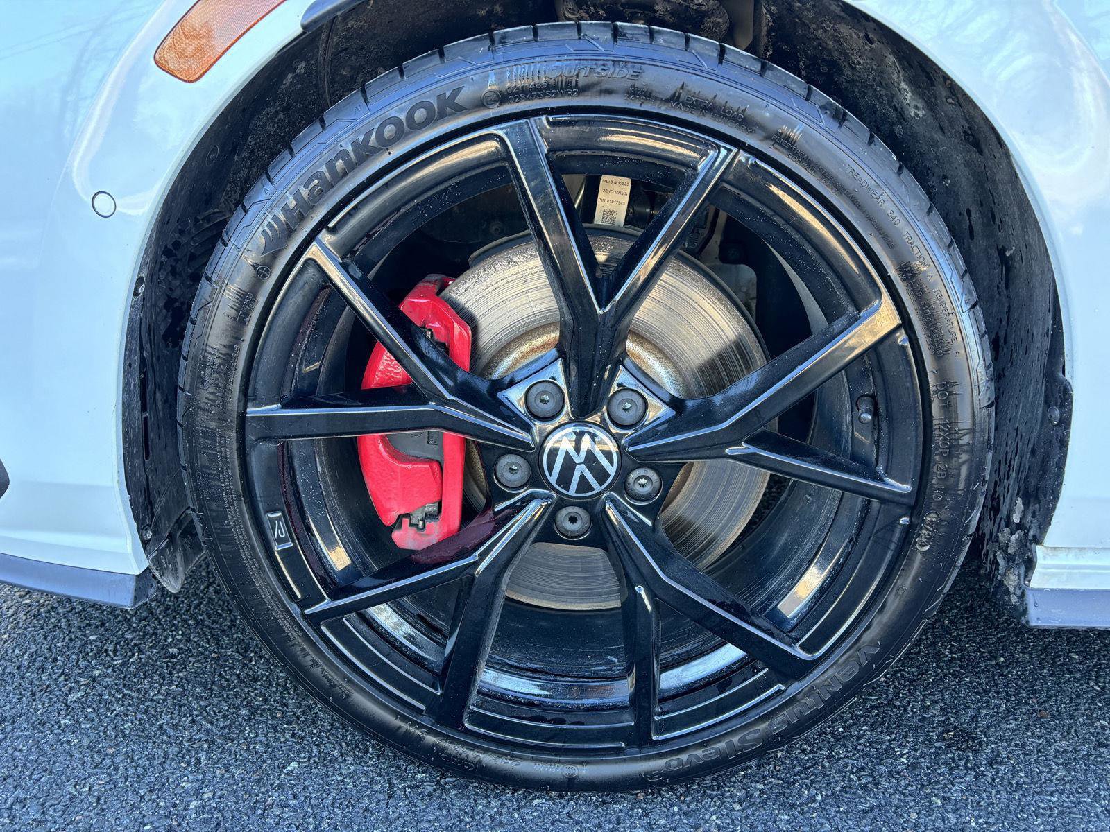 Used 2024 Volkswagen GTI Autobahn image 23