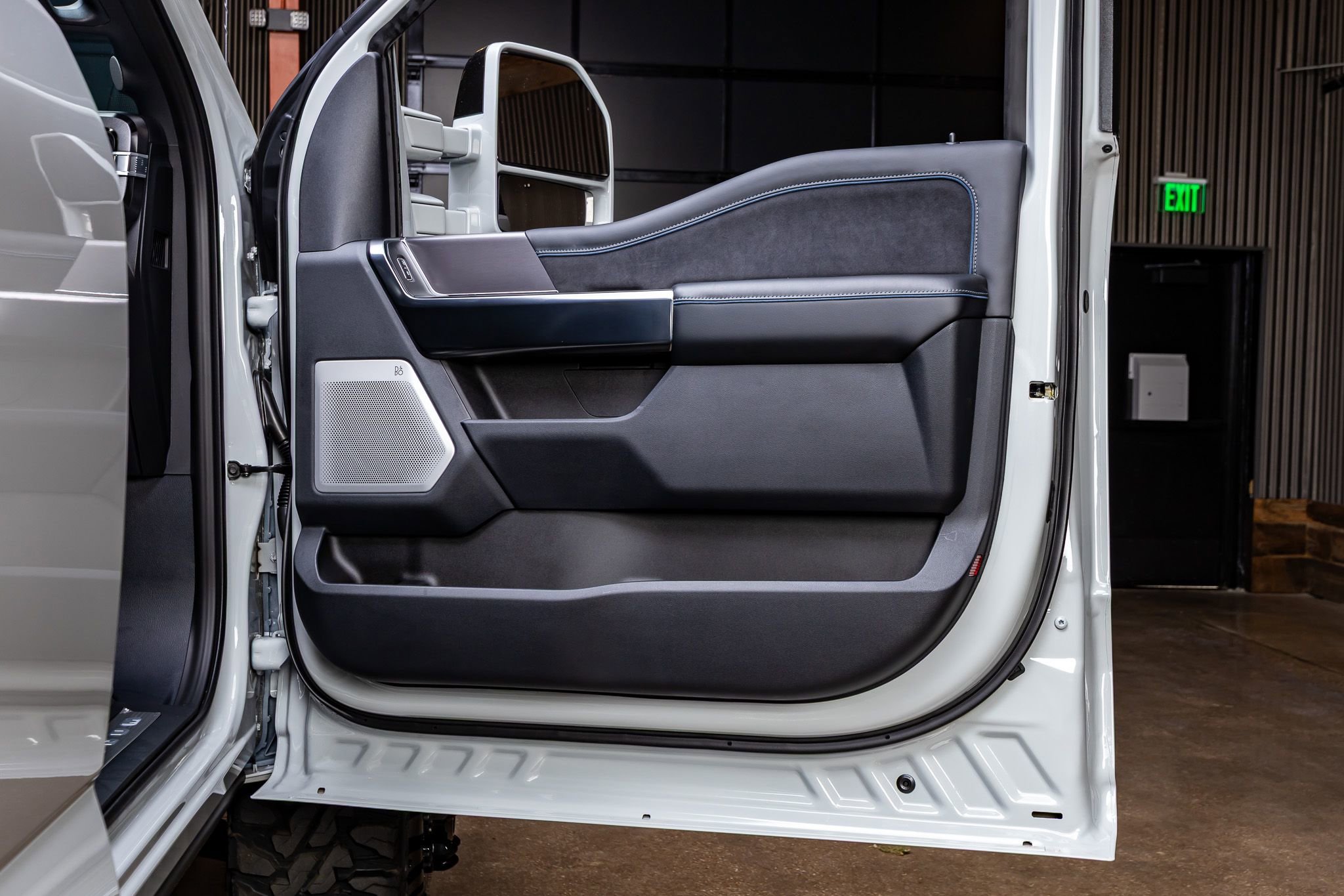 Used 2026 Ford F450 Platinum image 37