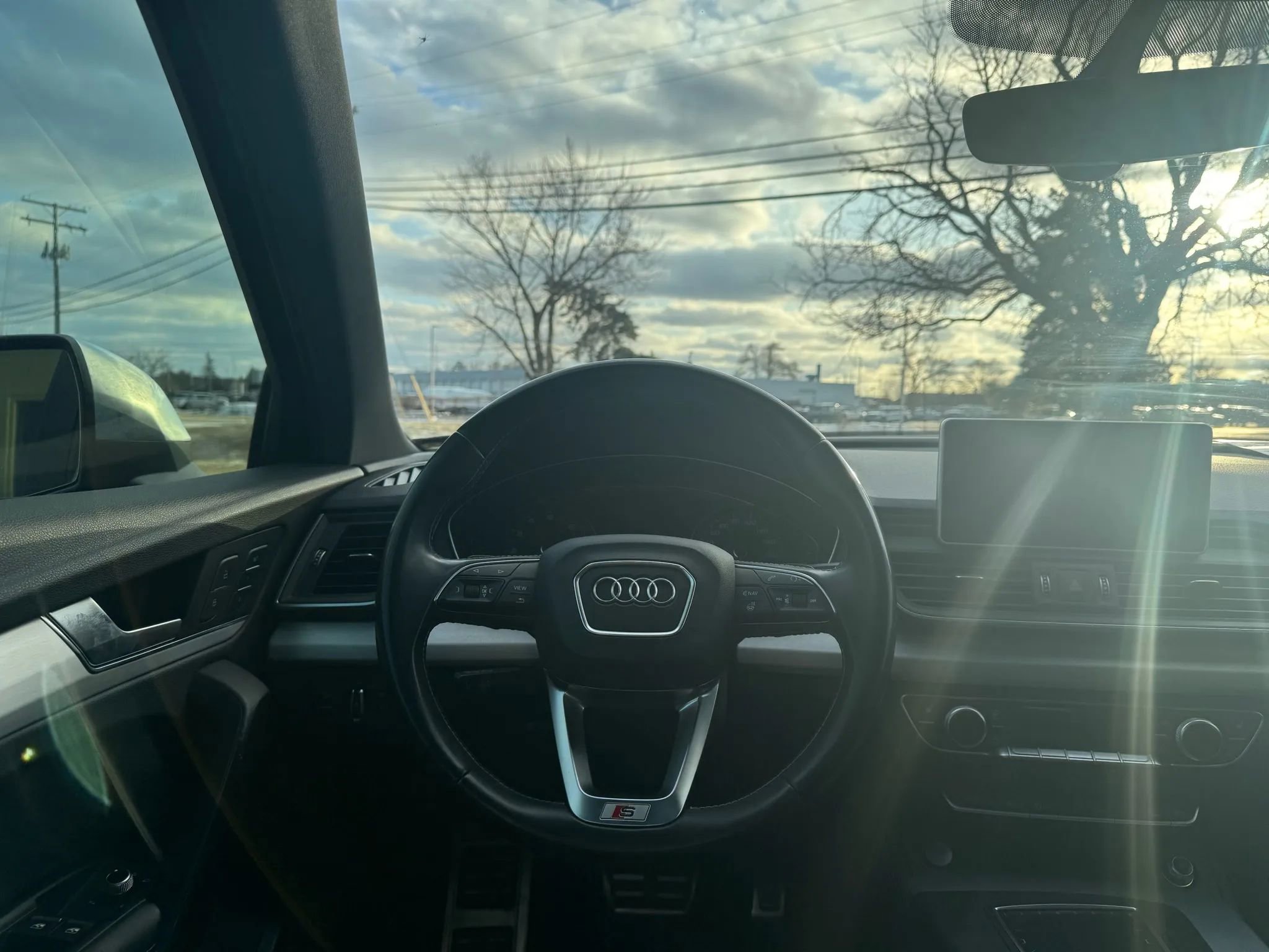Used 2018 Audi SQ5 Premium Plus AWD/4WD image 18