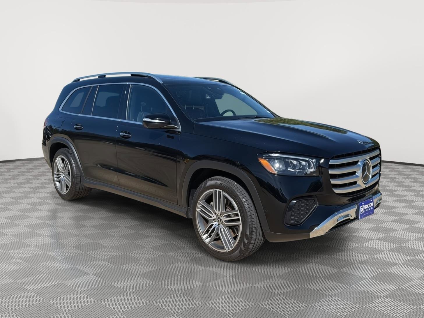 Used 2024 Mercedes-Benz GLS 450 4MATIC image 7