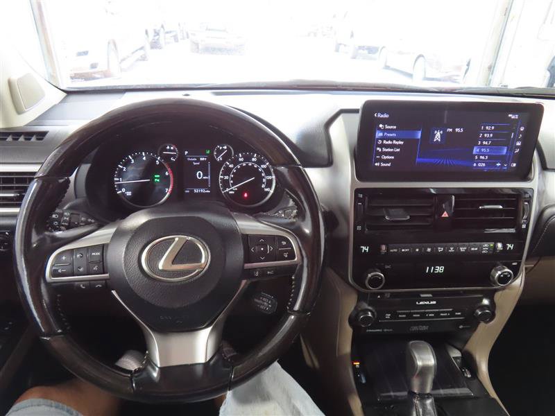 Used 2022 Lexus GX 460 Premium w/ Premium Plus Package AWD/4WD image 18