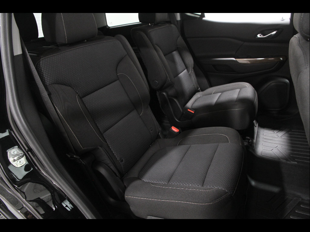 Certified 2022 GMC Acadia SLE FWD image 17
