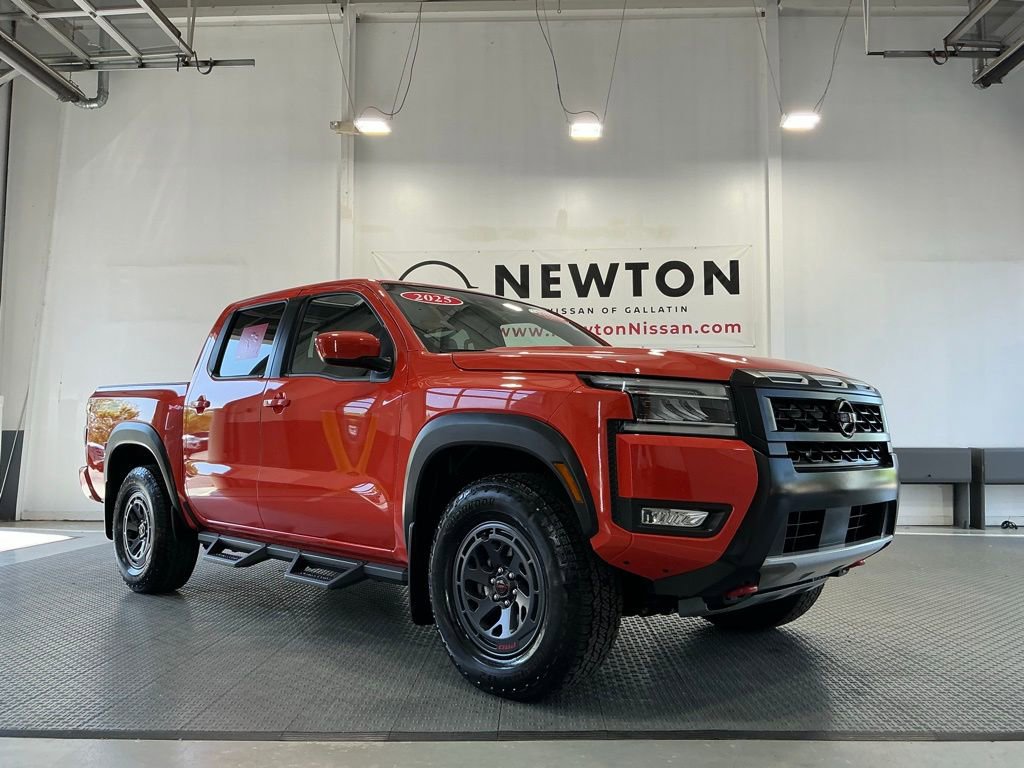 Used 2025 Nissan Frontier PRO-4X AWD/4WD image 25