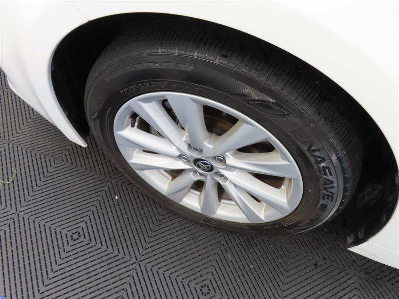 Used 2024 Toyota Corolla SE FWD image 6