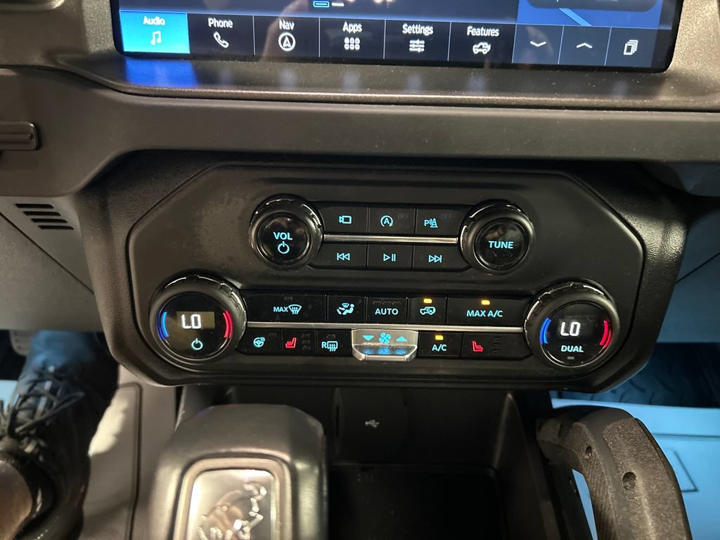 Used 2025 Ford Bronco Badlands AWD/4WD image 19