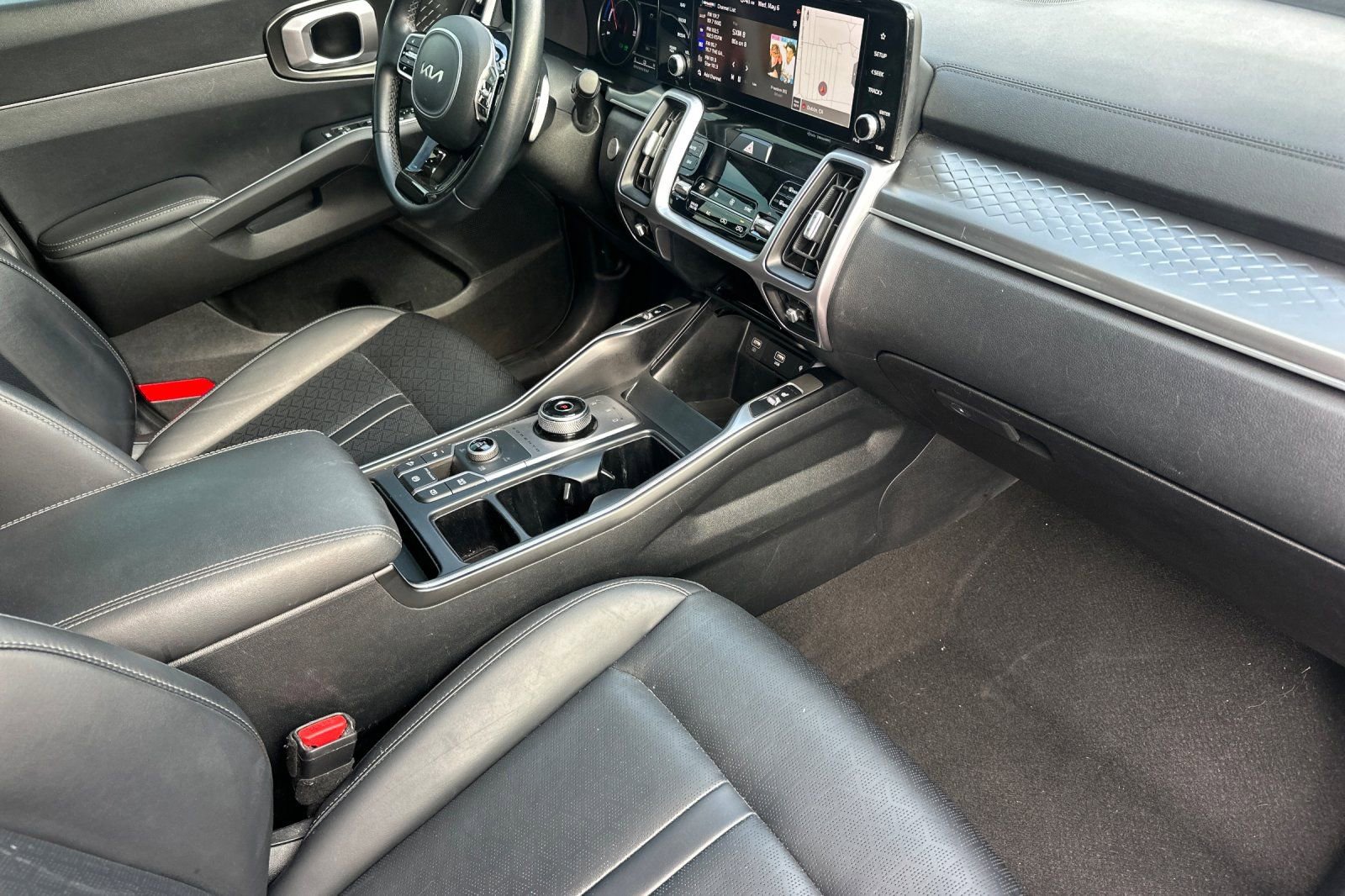 Used 2024 Kia Sorento EX w/ Panoramic Sunroof Package AWD/4WD image 20