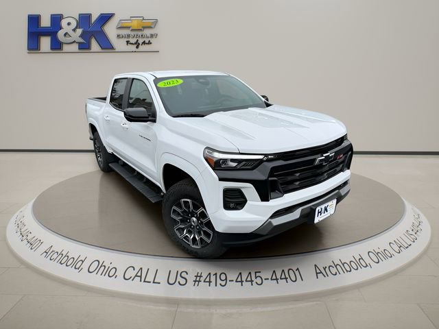 Used 2023 Chevrolet Colorado Z71 w/ Z71 Convenience Package 2 AWD/4WD image 2