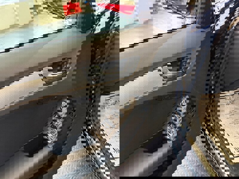 Used 2009 Audi A4 2.0T Premium Plus image 14