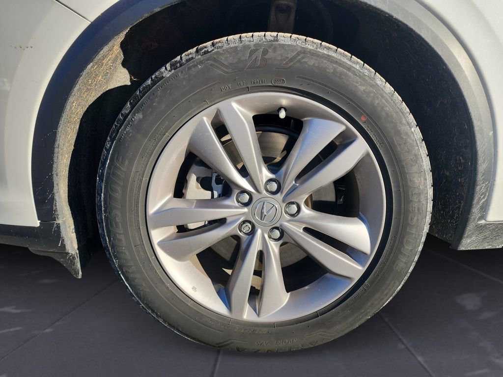 Used 2023 Acura MDX SH-AWD image 14