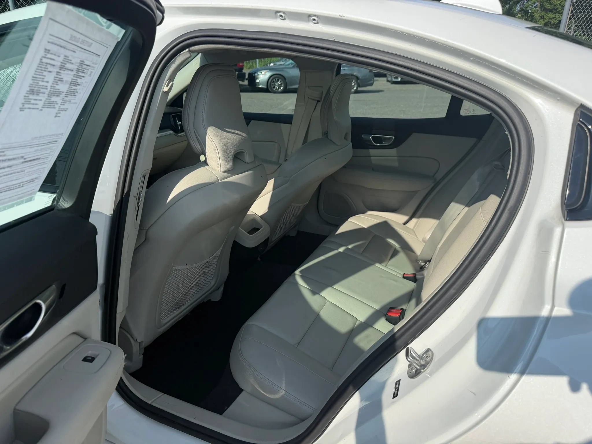 Used 2023 Volvo S60 B5 Plus FWD image 26