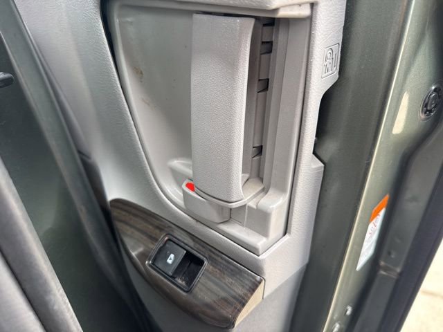 Used 2018 Toyota Sienna XLE w/ XLE Navigation Package image 30