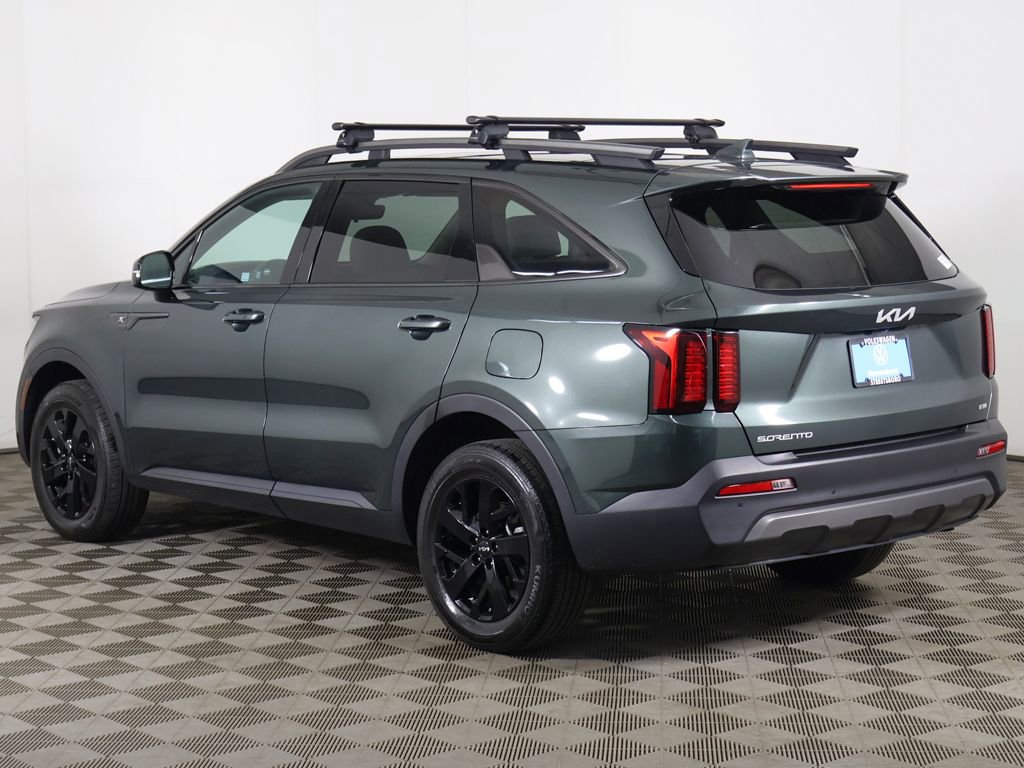 Used 2023 Kia Sorento S w/ Panoramic Sunroof Package AWD/4WD image 11