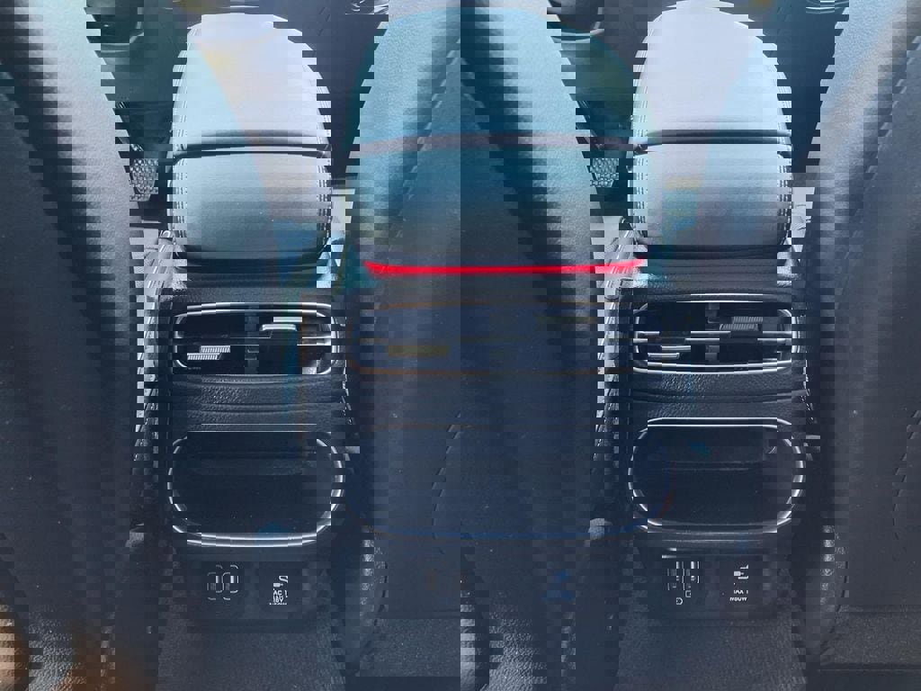 Used 2023 Genesis GV70 2.5T Advanced w/ Advanced Package image 25