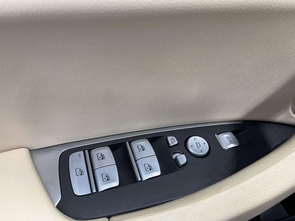Used 2023 BMW X3 sDrive30i w/ Premium Package image 30