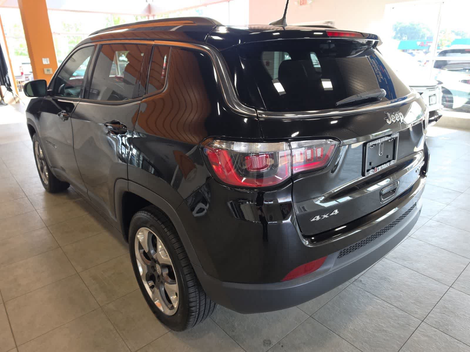 Used 2019 Jeep Compass Limited AWD/4WD image 11