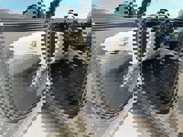 Used 2022 Hyundai Tucson SEL w/ Cargo Package image 10