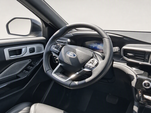 Certified 2023 Ford Explorer ST AWD/4WD image 18