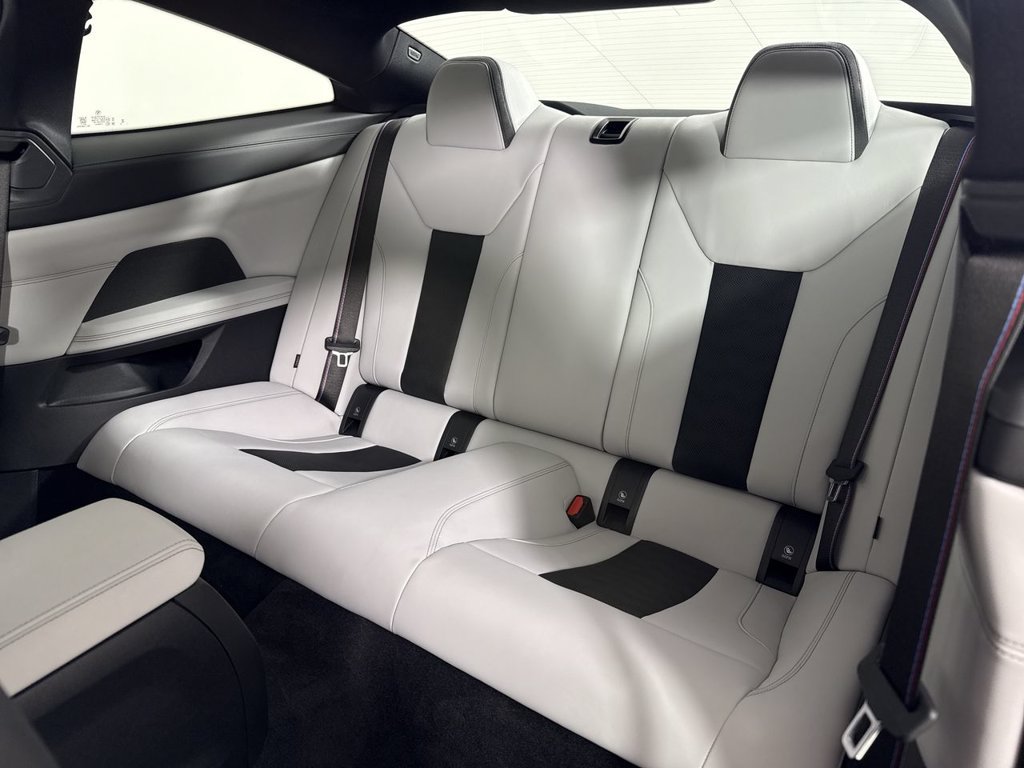 Used 2027 BMW M4 Coupe w/ Executive Package RWD image 21