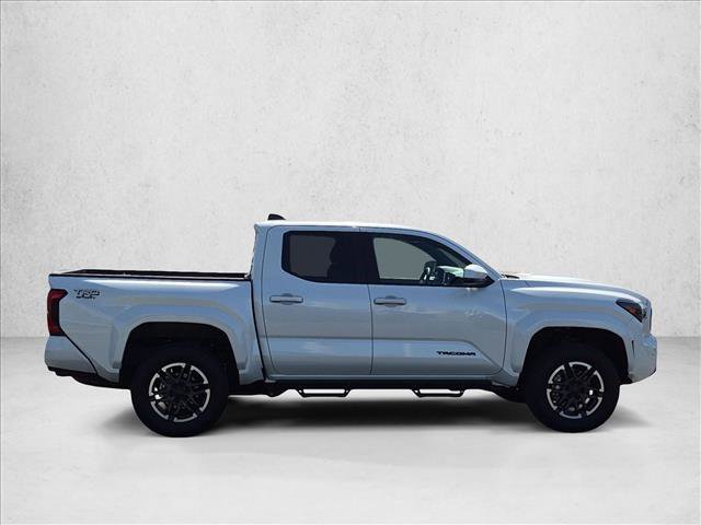 Certified 2025 Toyota Tacoma TRD Sport AWD/4WD image 4