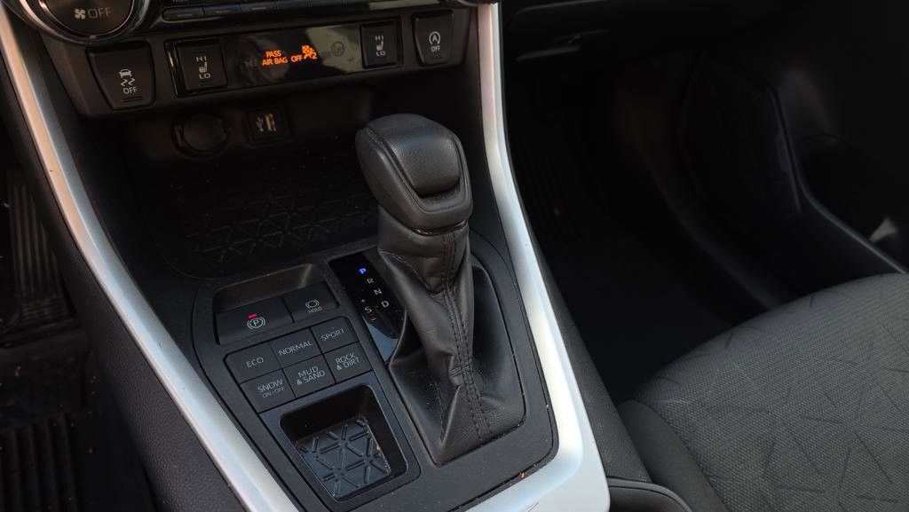 Used 2023 Toyota RAV4 XLE image 26