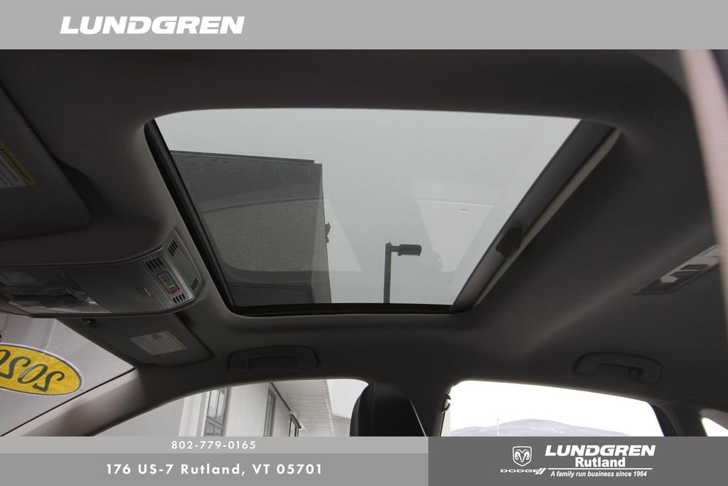 Used 2020 Volkswagen Jetta SEL Premium image 36