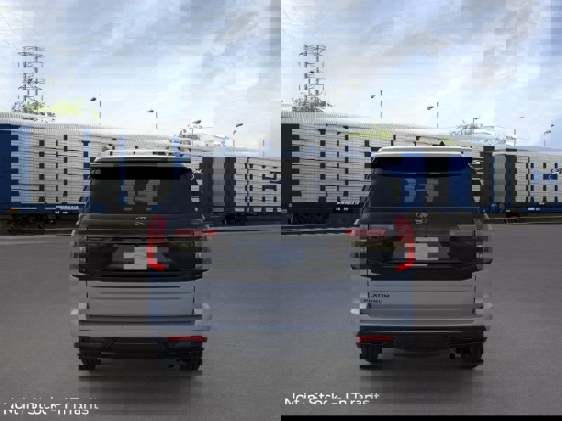 New 2025 Ford Expedition Platinum w/ Stealth Performance Package image 28