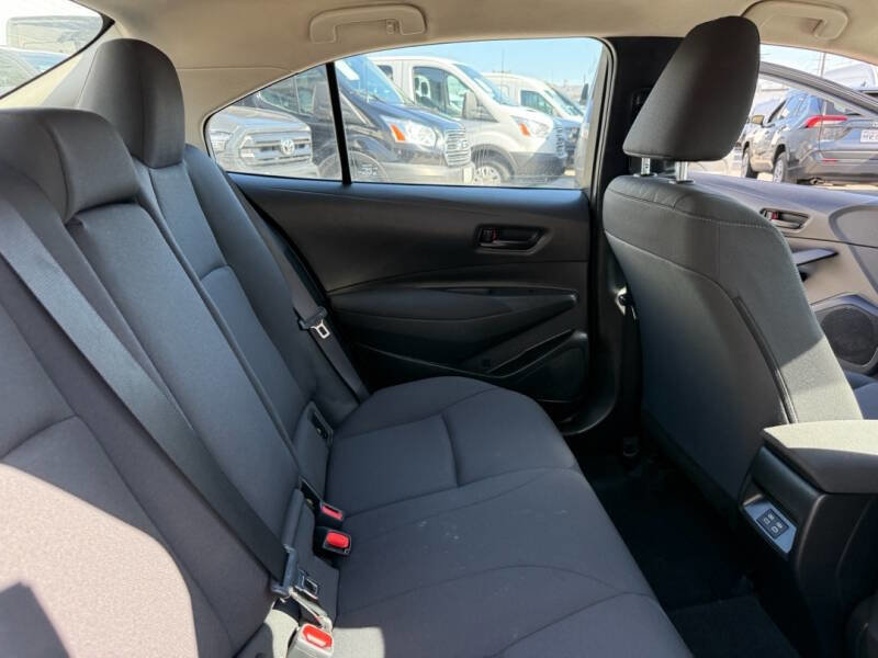 Used 2023 Toyota Corolla LE image 14