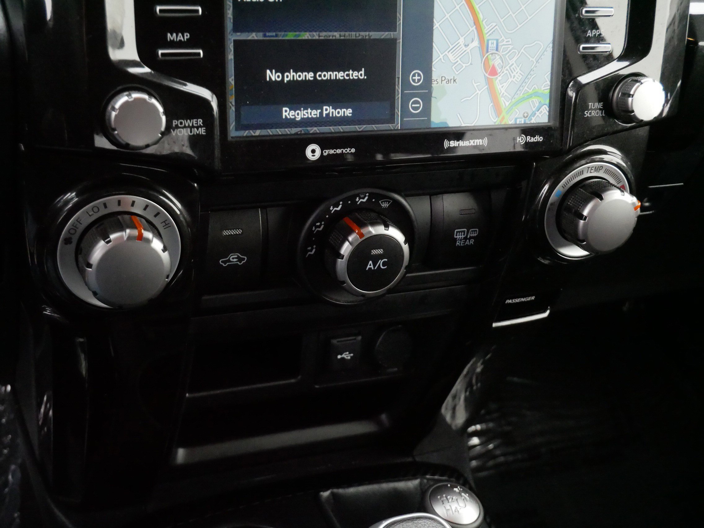 Used 2024 Toyota 4Runner TRD Off-Road Premium image 23