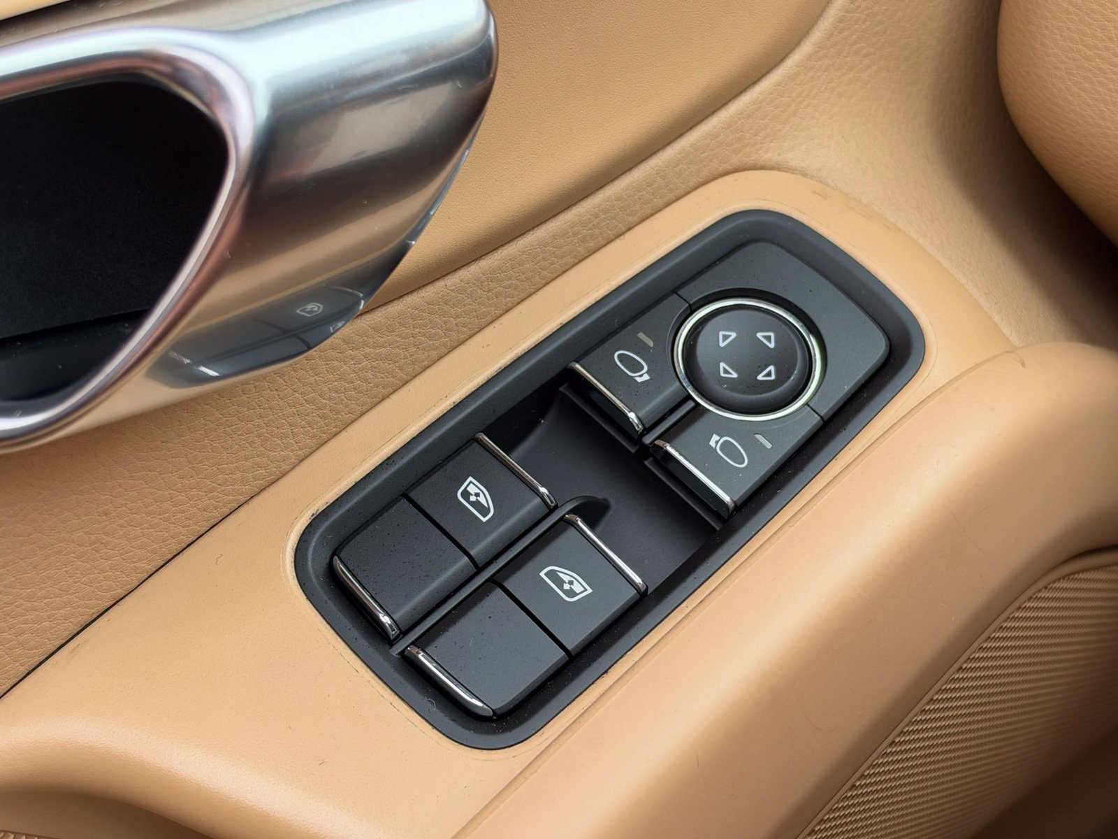 Used 2014 Porsche Boxster RWD image 31