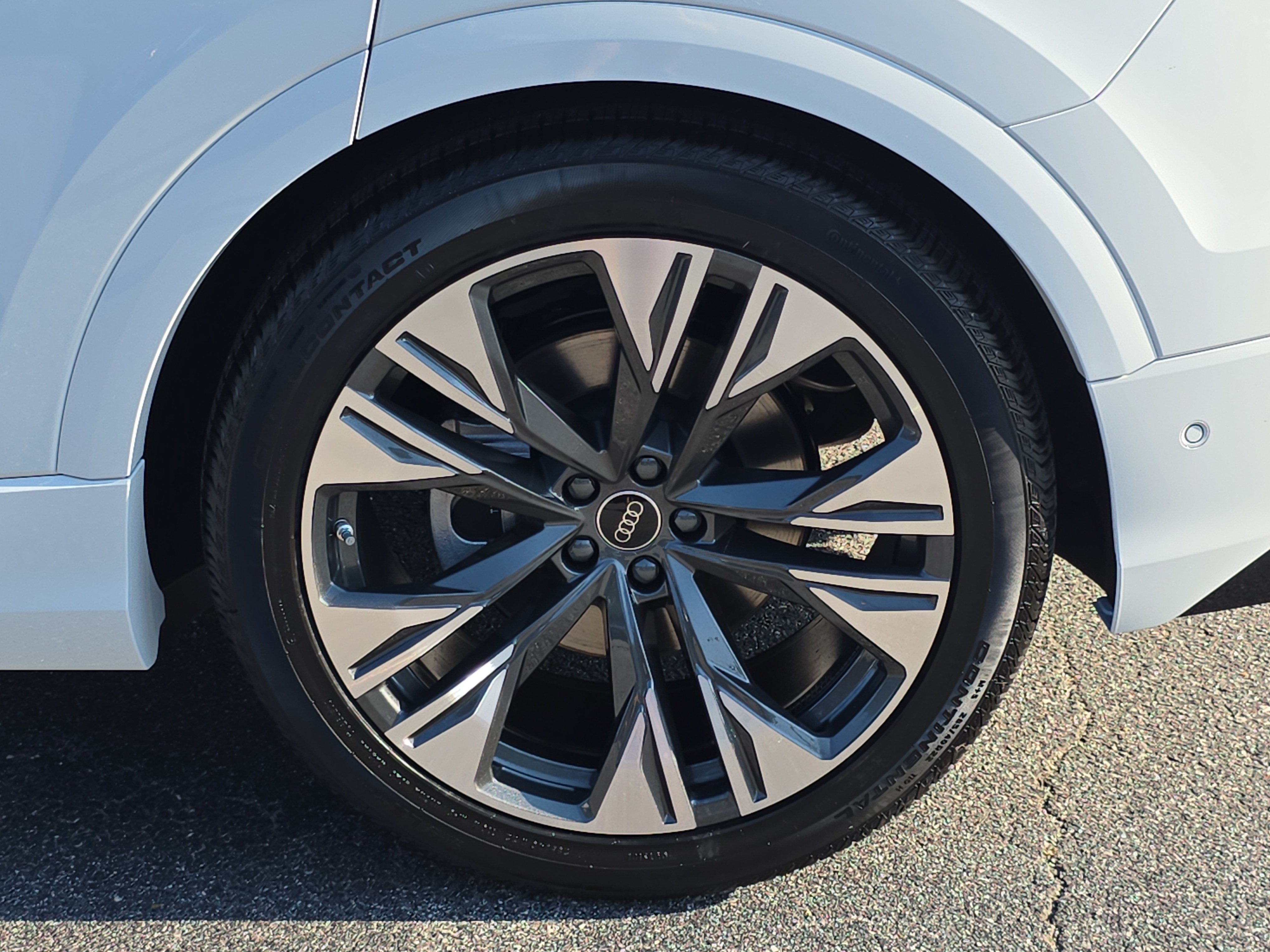 New 2026 Audi Q8 Premium Plus AWD/4WD image 34
