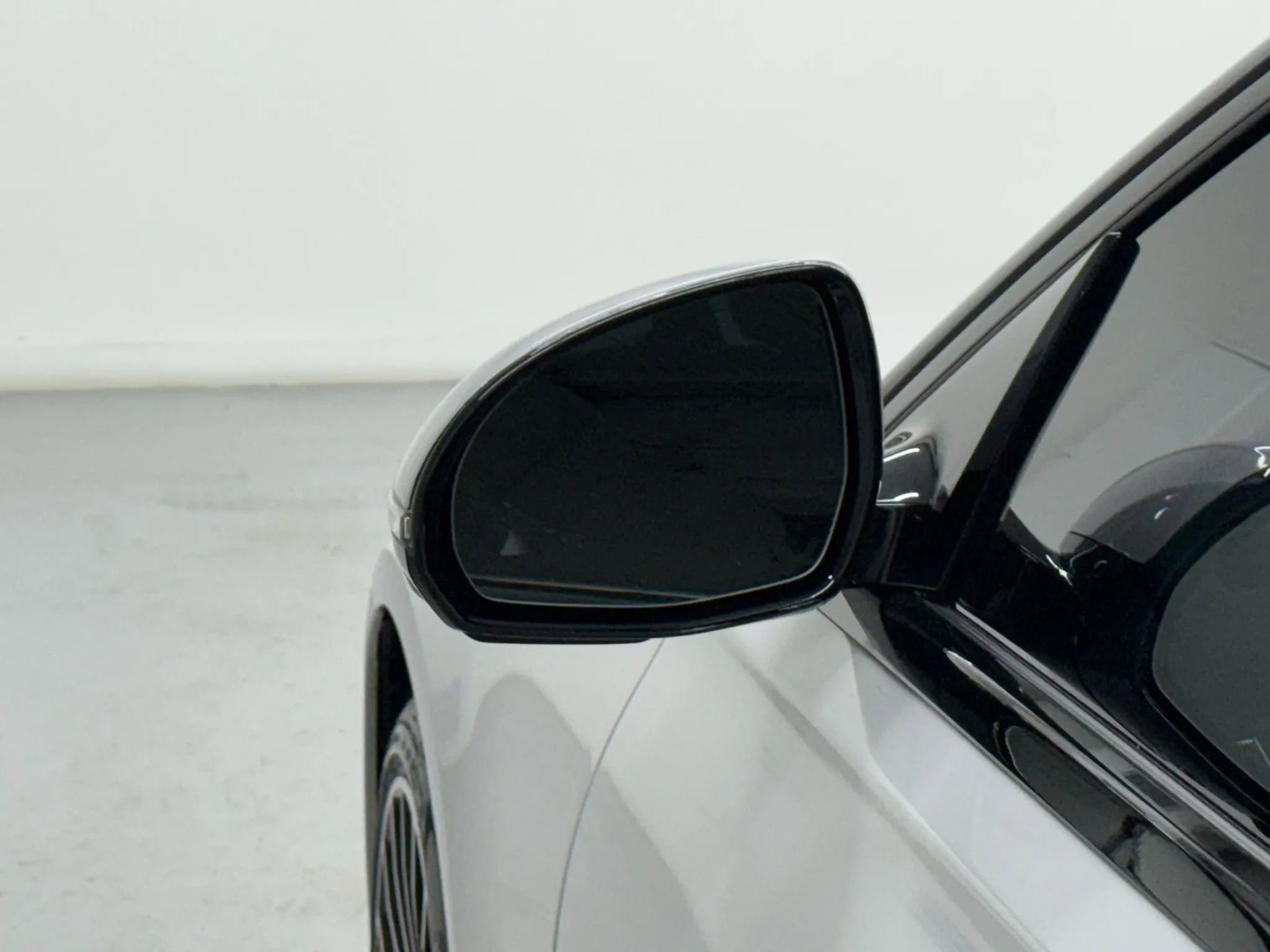 Used 2024 Mercedes-Benz S 580 4MATIC Sedan image 39