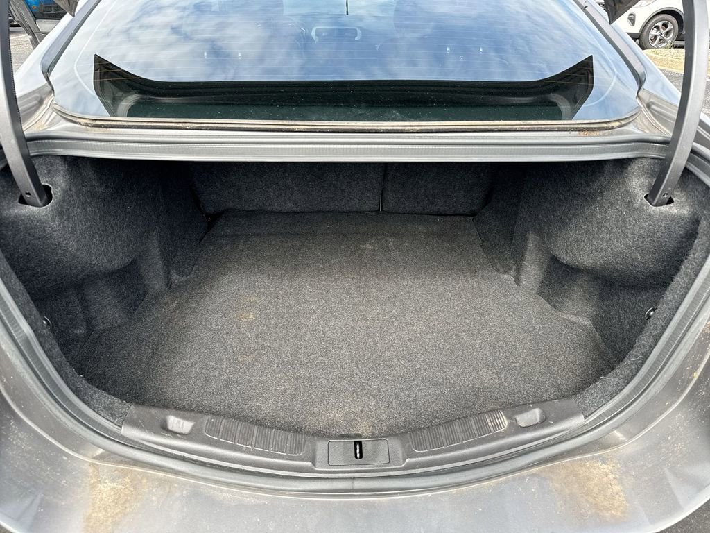 Used 2014 Ford Fusion SE w/ Equipment Group 202A image 23