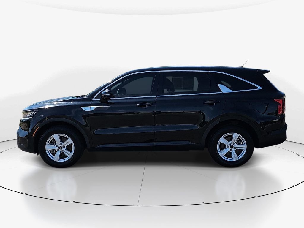 Used 2022 Kia Sorento LX FWD image 9