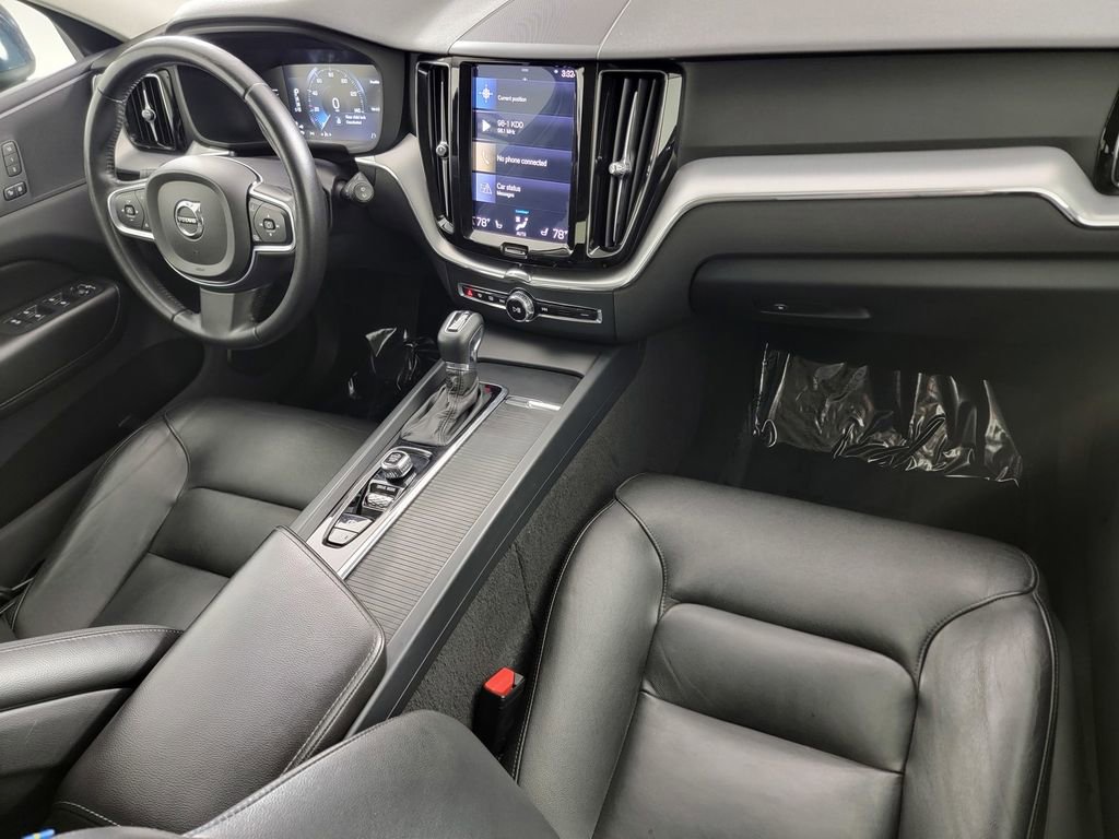 Used 2019 Volvo XC60 T5 Momentum w/ Premium Package image 35