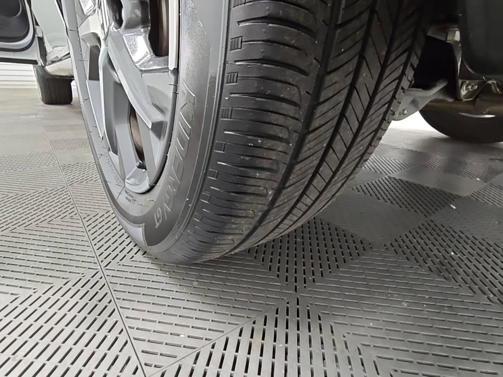 Used 2024 Honda HR-V EX-L image 42