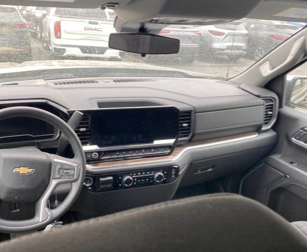 Used 2023 Chevrolet Silverado 1500 LT w/ All Star Edition Plus image 9