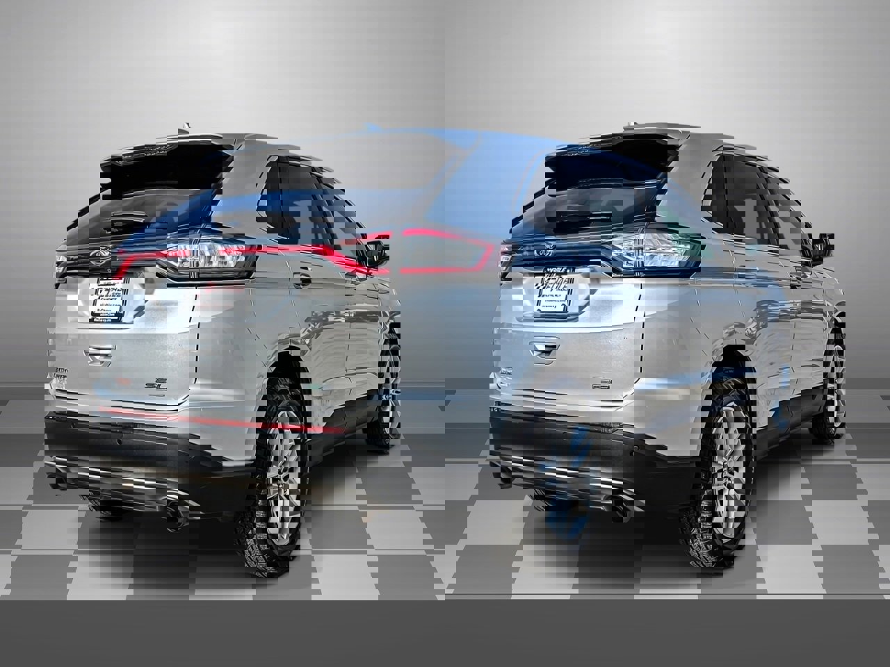 Used 2018 Ford Edge SEL w/ Equipment Group 201A image 6