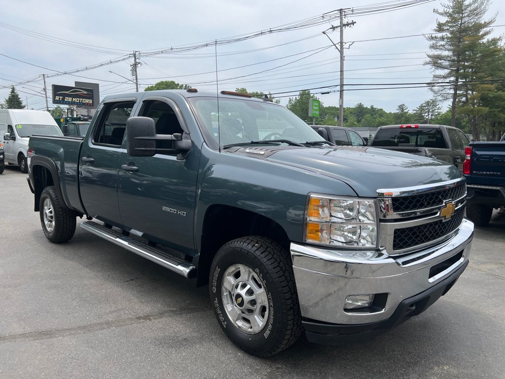Used 2013 Chevrolet Silverado 2500 LT w/ Interior Plus Package AWD/4WD image 5