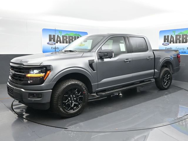 New 2025 Ford F150 XLT w/ Equipment Group 302A MID