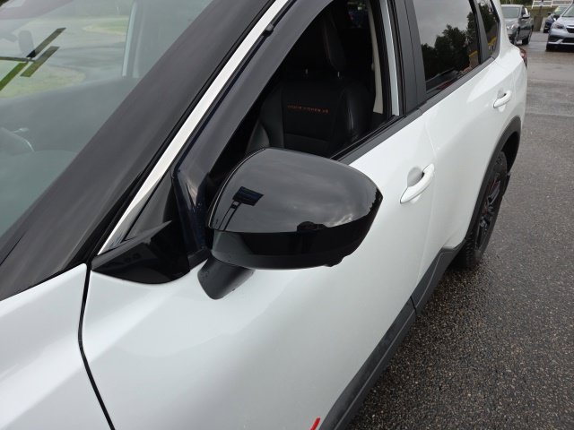 Used 2025 Nissan Rogue SV AWD/4WD image 36