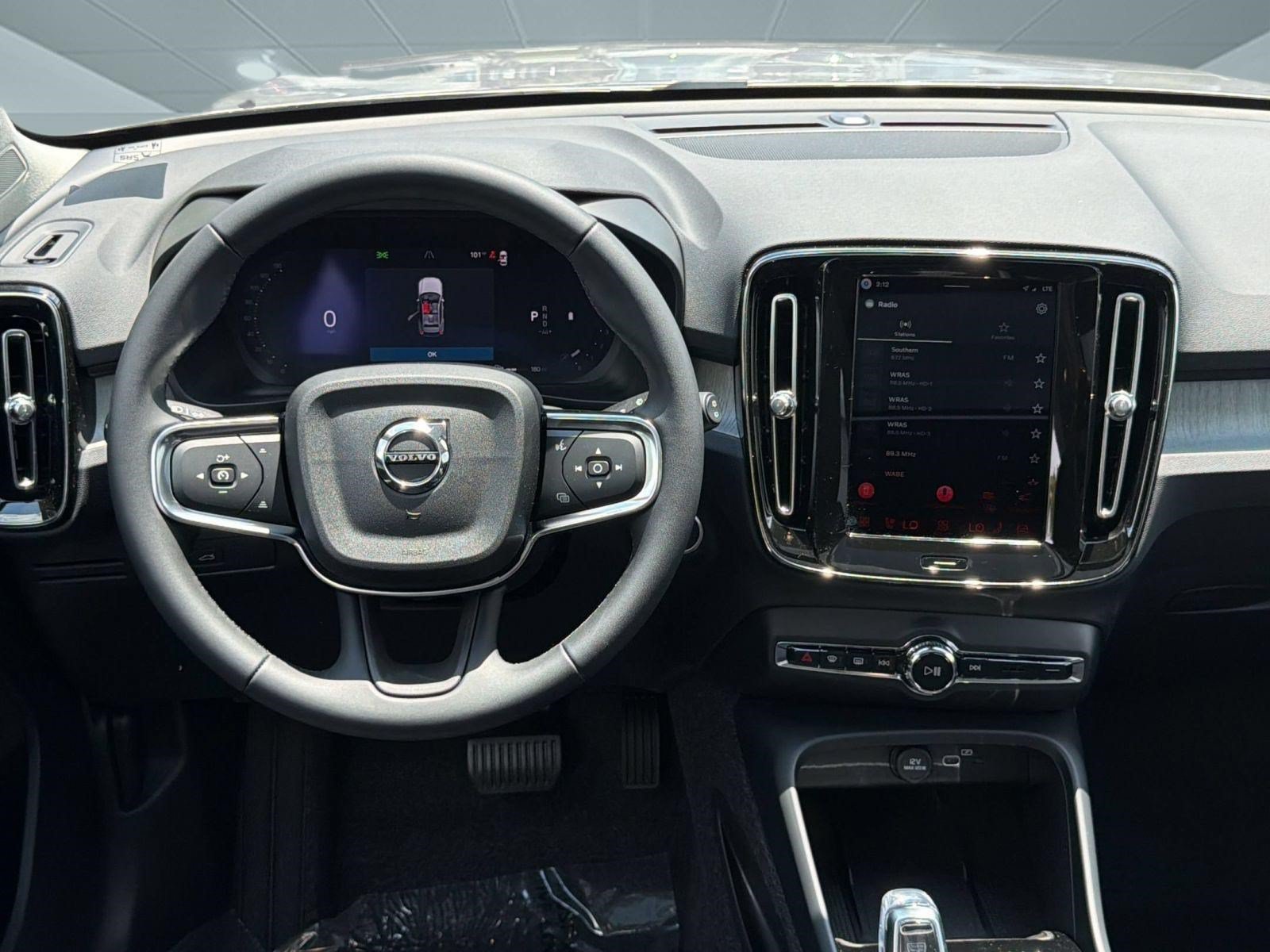 New 2026 Volvo XC40 B5 Plus w/ Climate Package AWD/4WD image 28