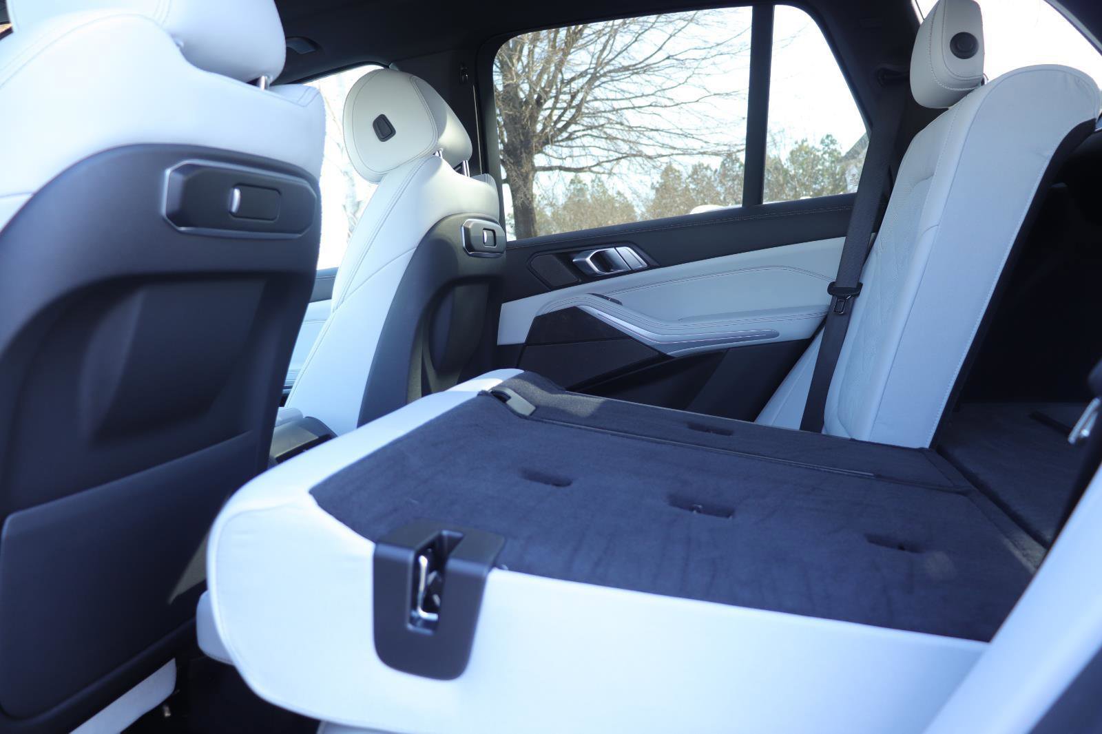 Used 2024 BMW X5 xDrive40i w/ Premium Package image 14