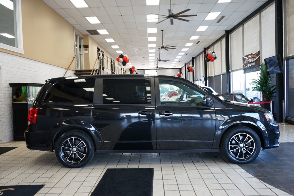 Used 2018 Dodge Grand Caravan GT image 16