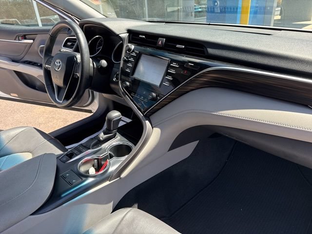 Used 2018 Toyota Camry XLE FWD image 29