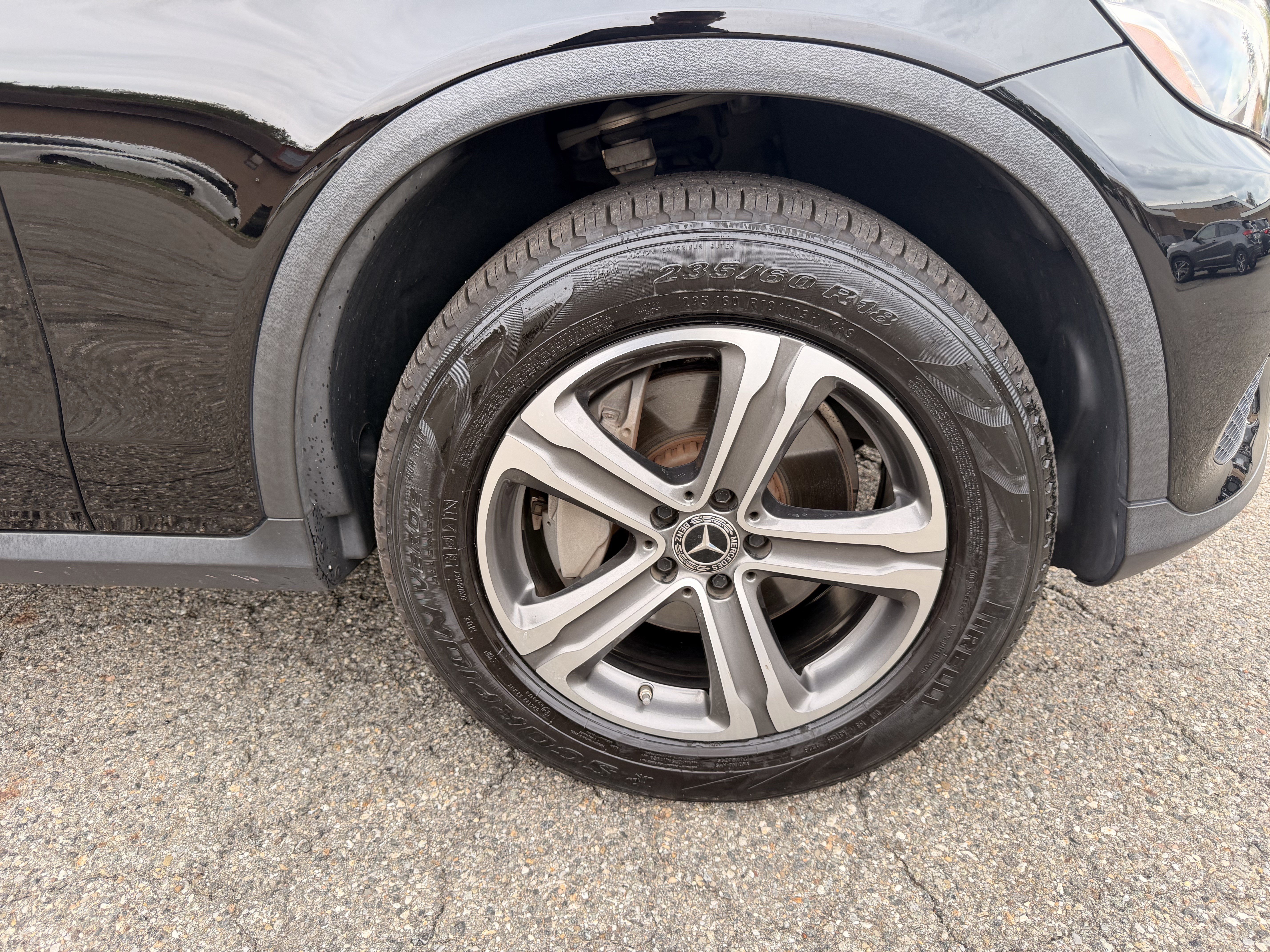Used 2019 Mercedes-Benz GLC 300 4MATIC image 11