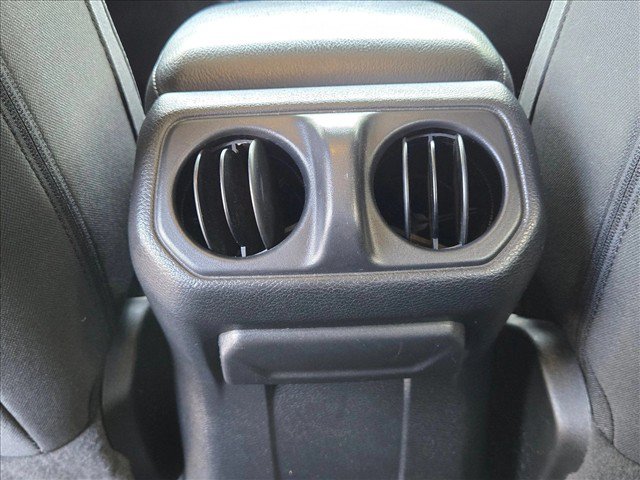 Used 2021 Jeep Wrangler Unlimited Sport AWD/4WD image 16