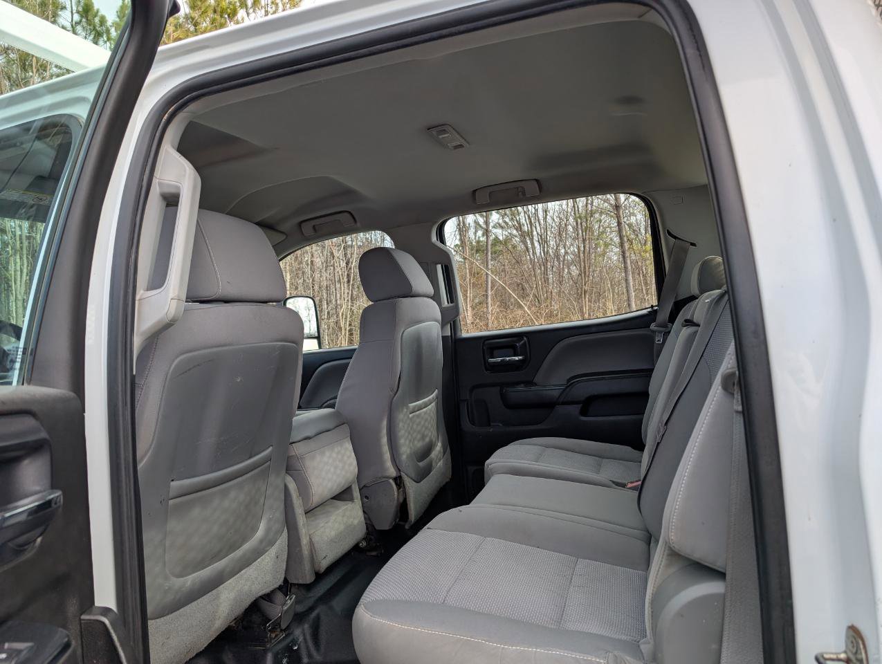 Used 2015 GMC Sierra 3500 2WD Crew Cab image 17