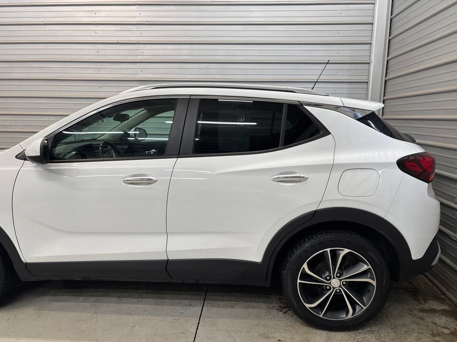 Used 2020 Buick Encore GX Select FWD image 5