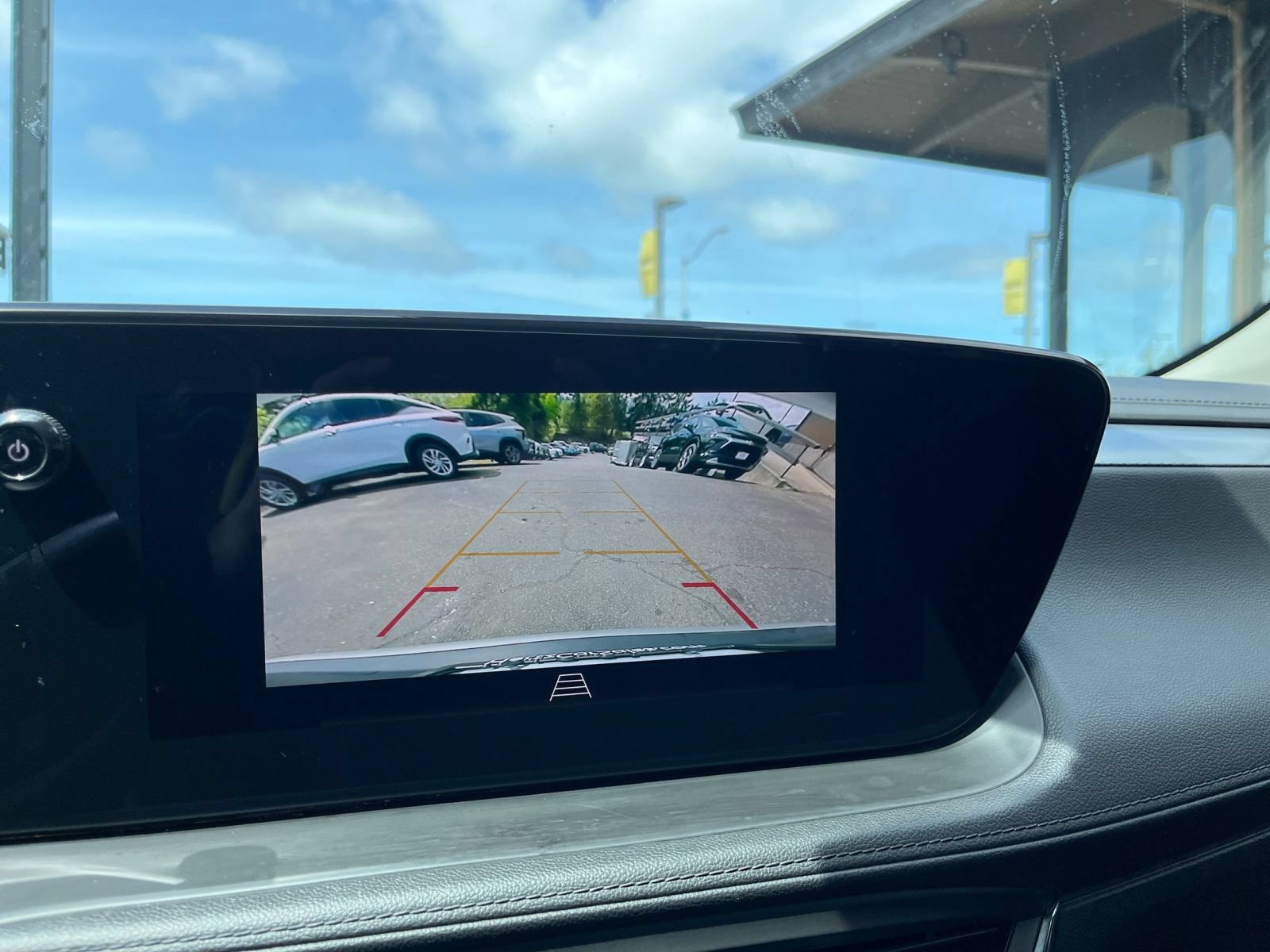 Used 2025 Buick Encore GX Preferred FWD image 24