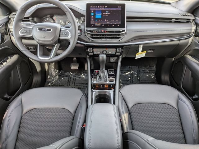 New 2026 Jeep Compass Latitude AWD/4WD image 30